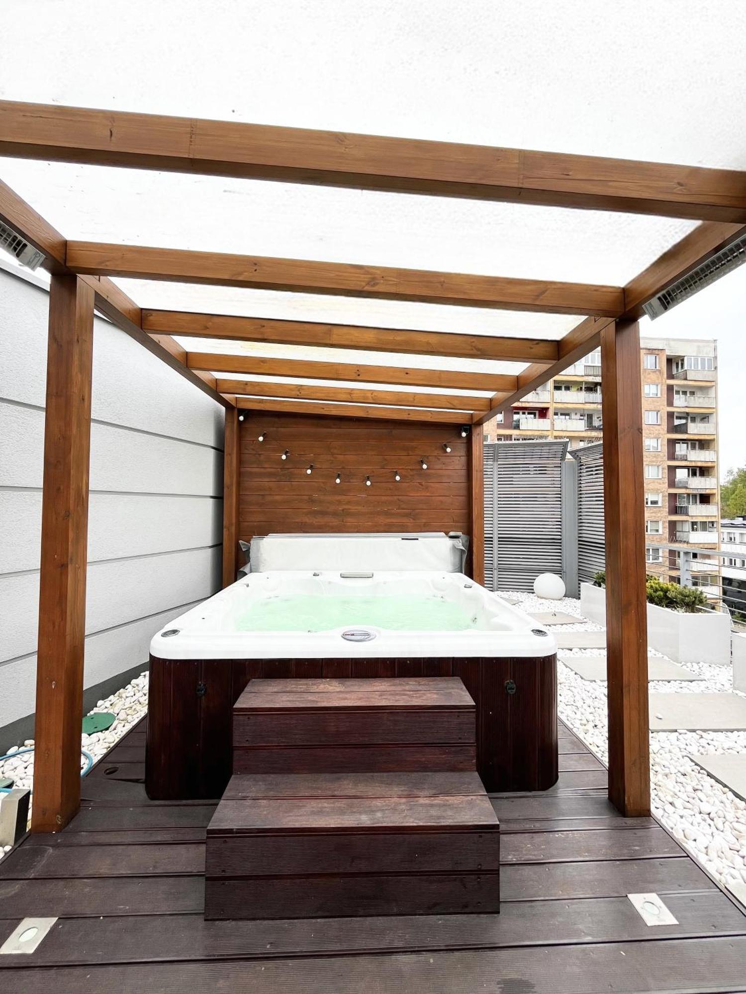 Appartamento Luksusowy Apartament Z Jacuzzi By Jacek Budek Gdynia Esterno foto