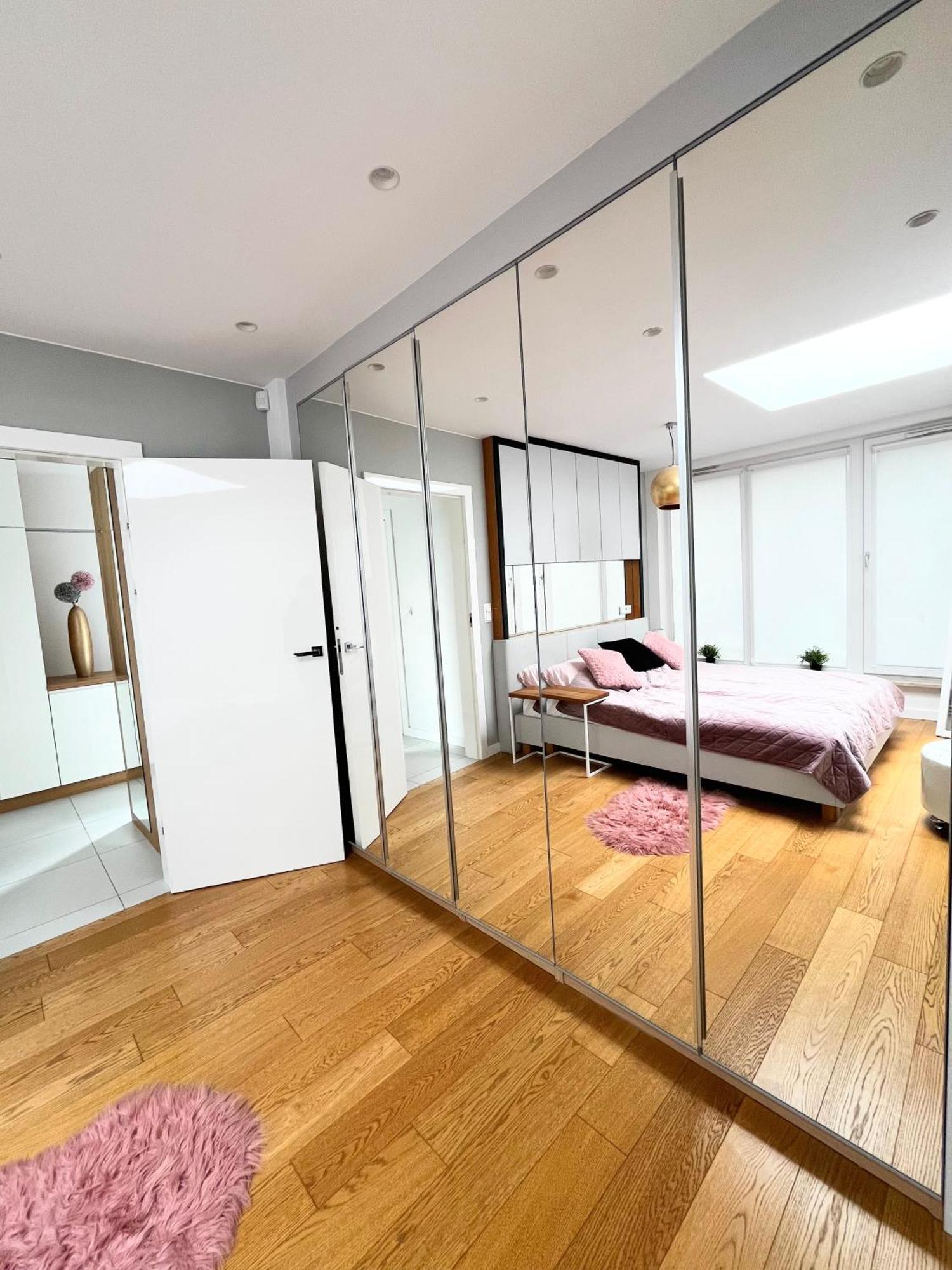 Appartamento Luksusowy Apartament Z Jacuzzi By Jacek Budek Gdynia Esterno foto