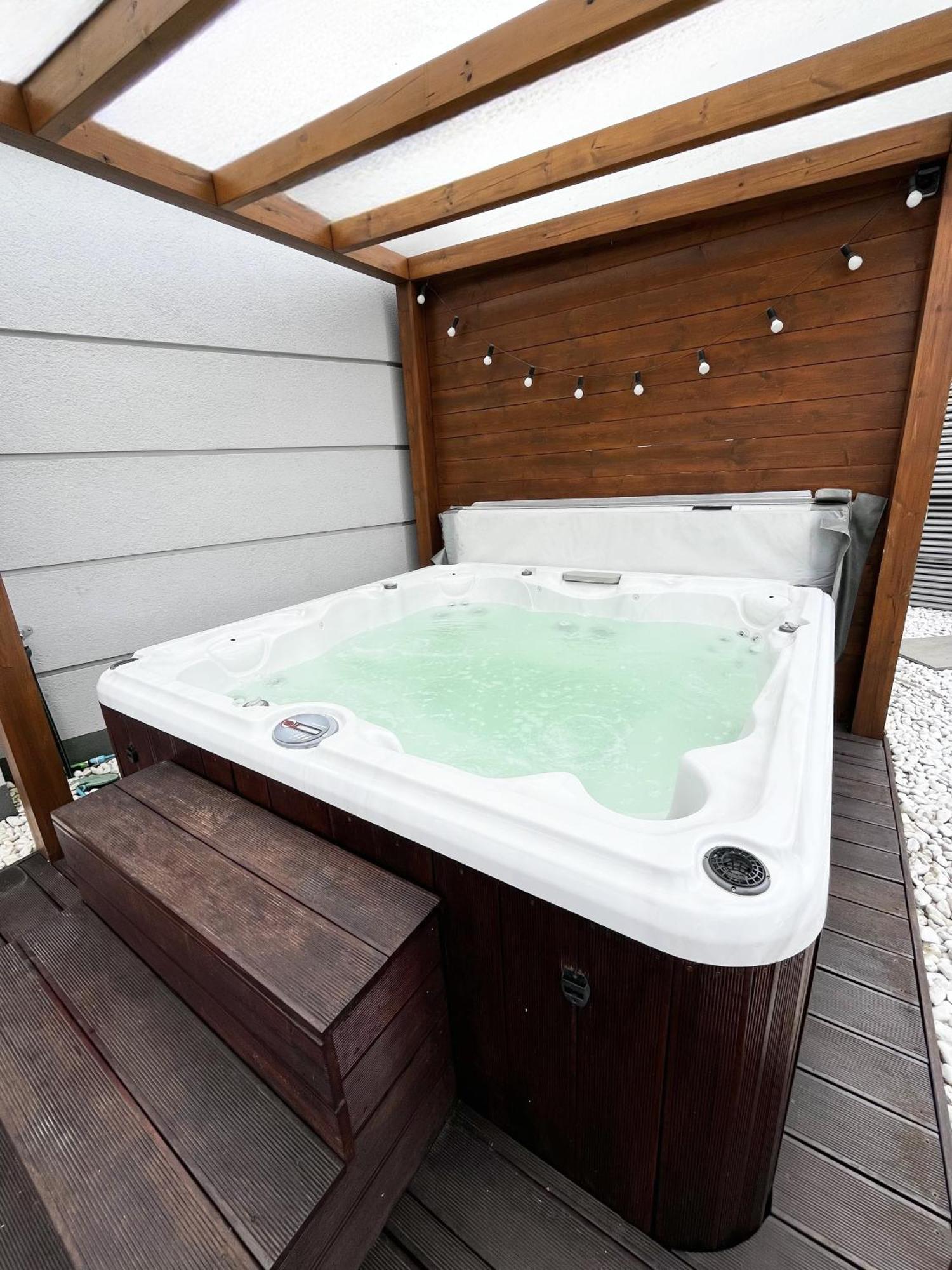 Appartamento Luksusowy Apartament Z Jacuzzi By Jacek Budek Gdynia Esterno foto