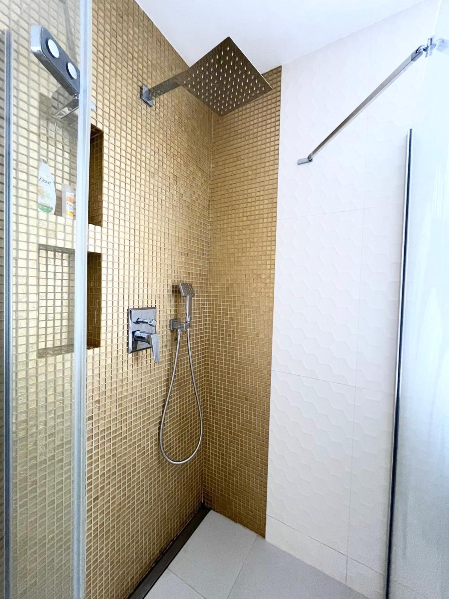 Appartamento Luksusowy Apartament Z Jacuzzi By Jacek Budek Gdynia Esterno foto
